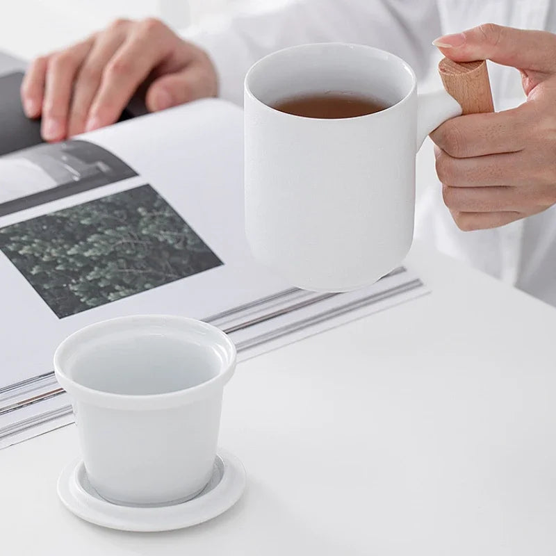 Kovat Minimalist Frosted Ceramic Tea Mug with Wood Handle, Infuser and Lid - 400ml Matte Porcelain Coffee Cup
